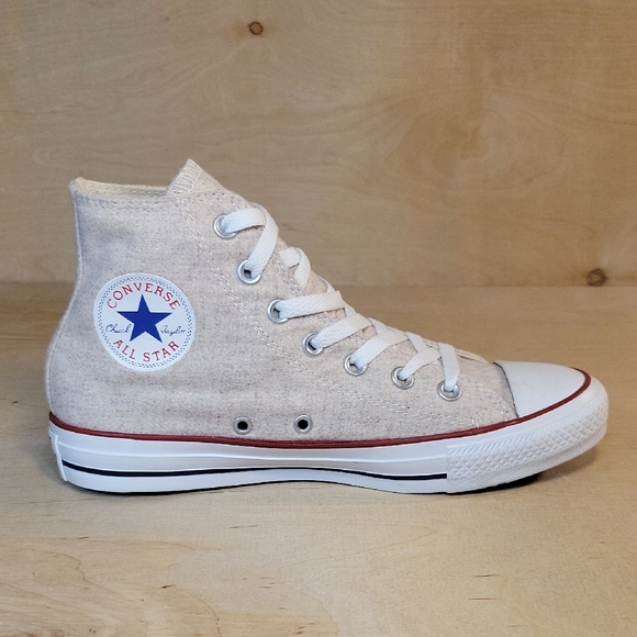 Converse Chuck Taylor All Star Womens High Top Size 8 Sneakers - Picture 1 of 10